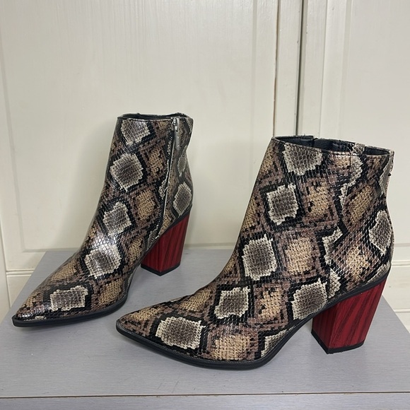 Circus by Sam Edelman Booties Cornell Snakeskin Print Boots Womens Size 6.5 - Picture 2 of 9
